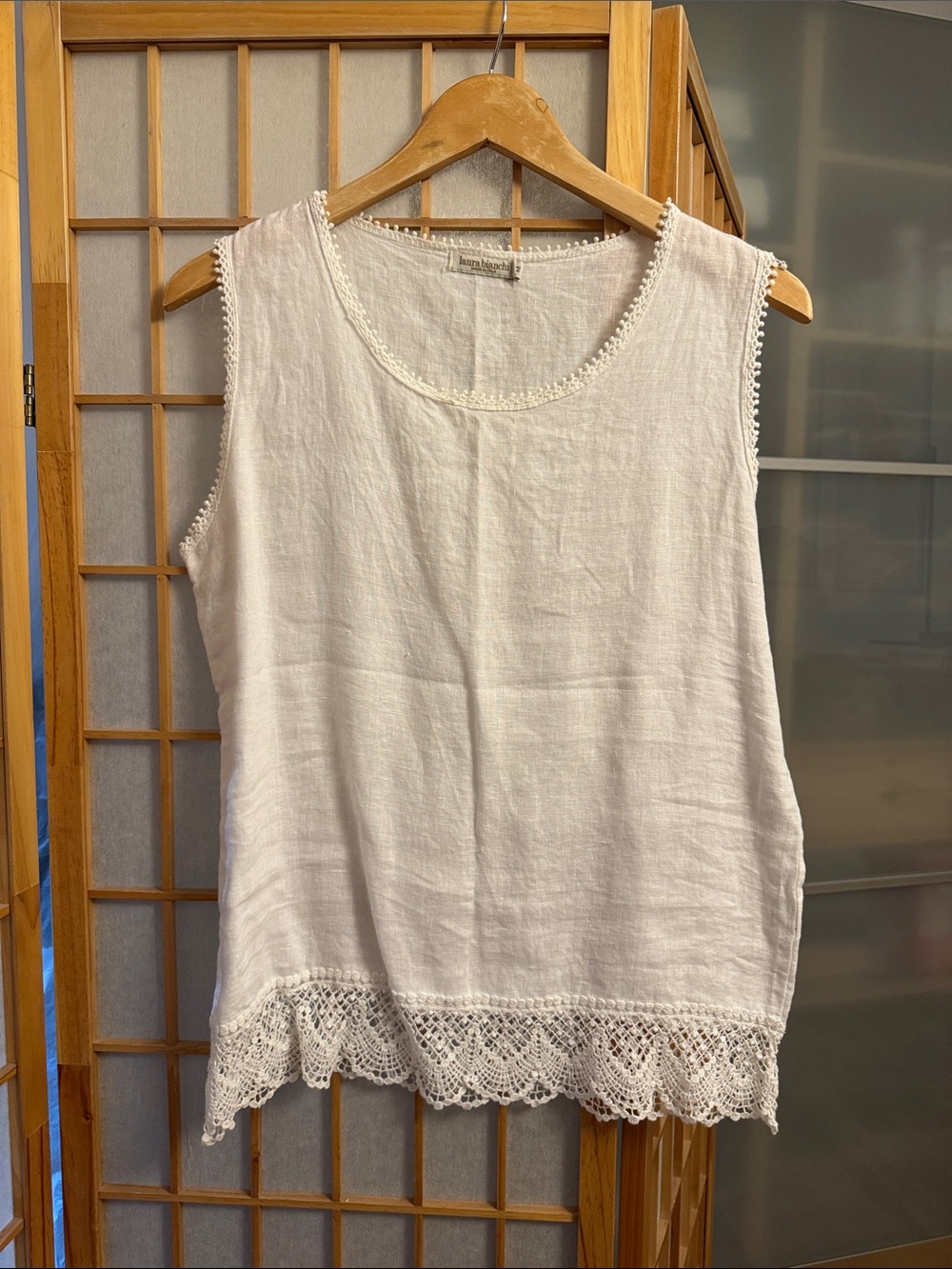 Linen Crochet-Hem Tank Top in White - Casual Women's Camisole